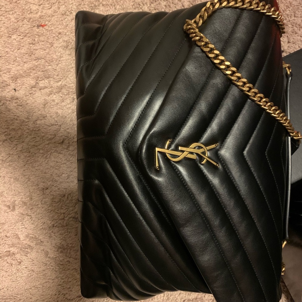 Saint Laurent Large LouLou Matelasse Shoulder Bag